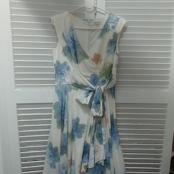 Calvin Klein Dresses & Skirts - Calvin Klein Dress Size 6